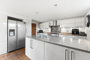 Photo 26- click for photo gallery